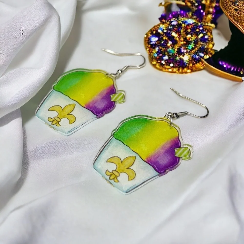 NWT Mardi Gras Snowball Earrings – Sweet & Festive Dangles!